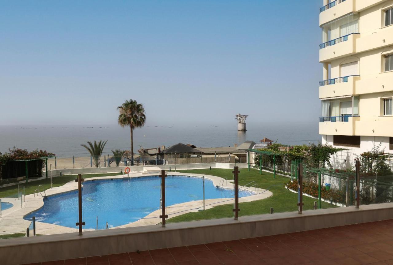 First Line Beach Apartment Marbella Esterno foto